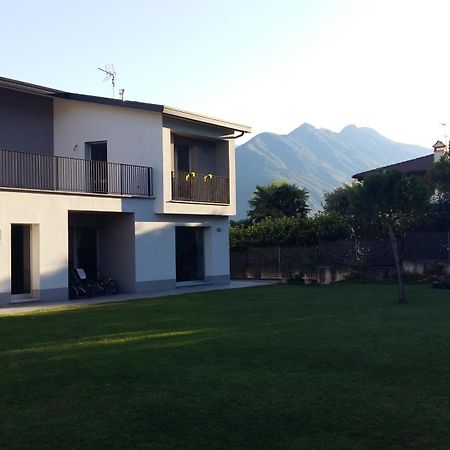 Vila White House Lucia Colico Exteriér fotografie