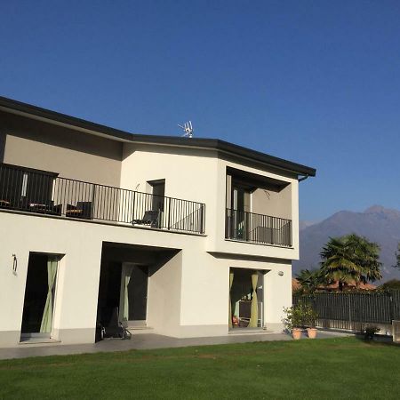 Vila White House Lucia Colico Exteriér fotografie