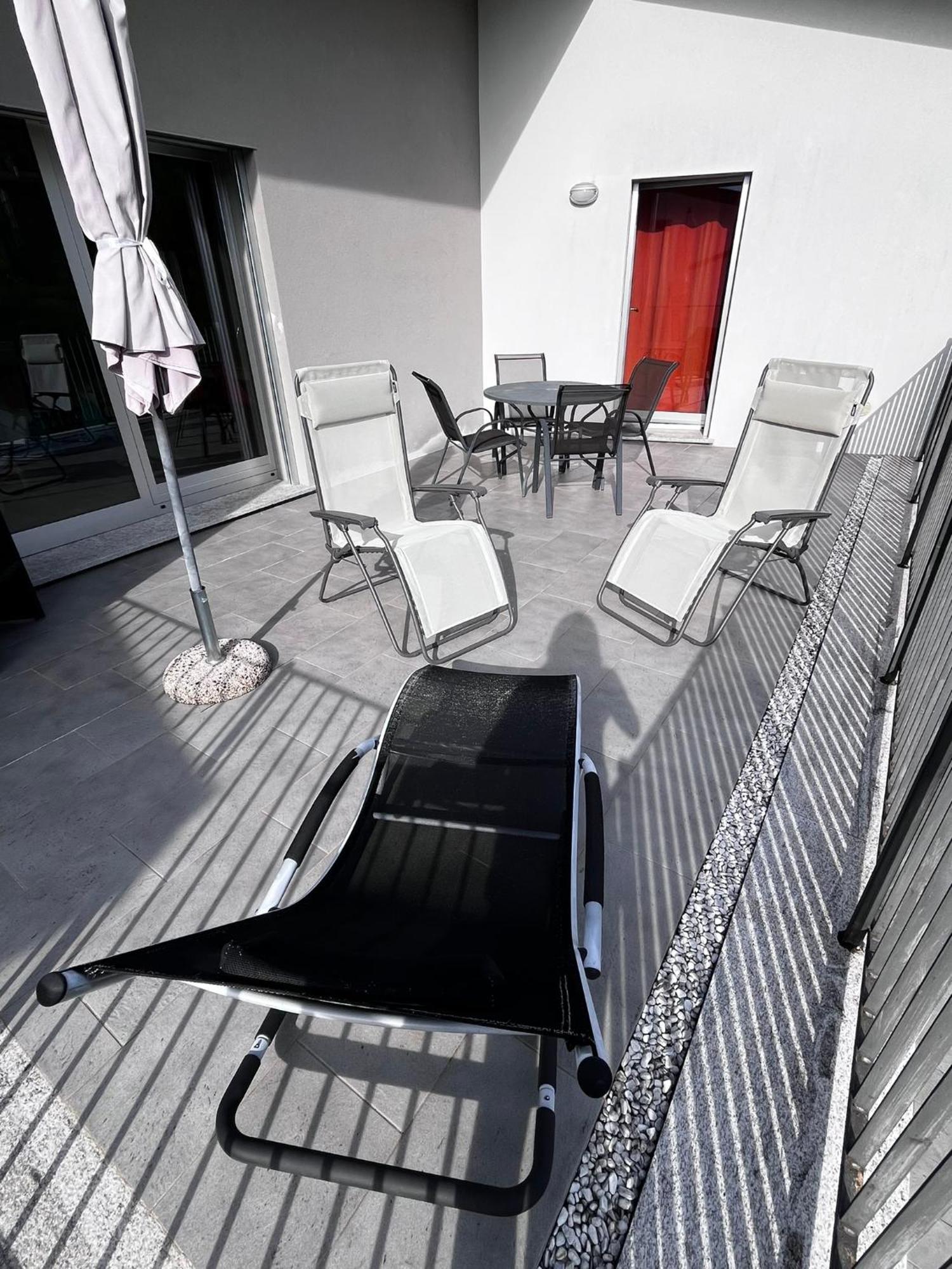 Vila White House Lucia Colico Exteriér fotografie